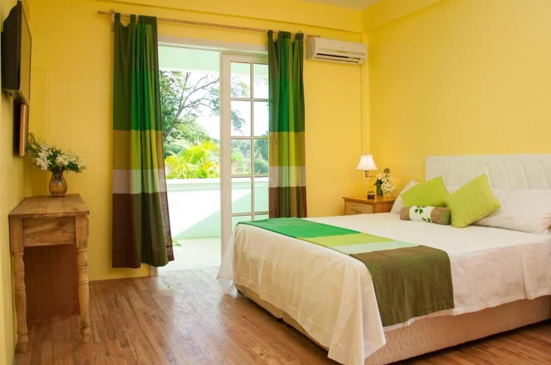 Diamond View Cottages Розо Екстер'єр фото